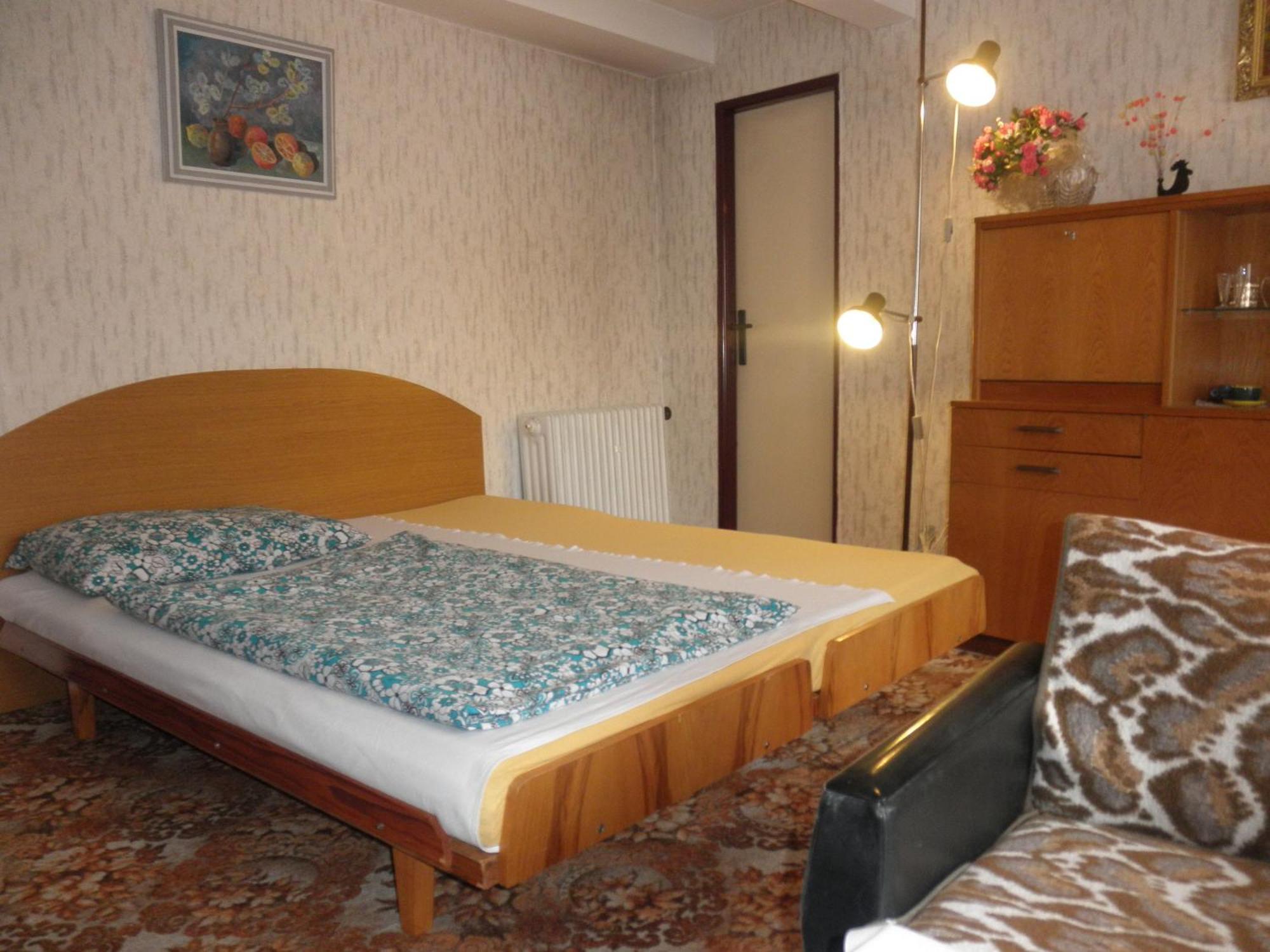 Pension U Kaktusu Karlovy Vary Exterior photo